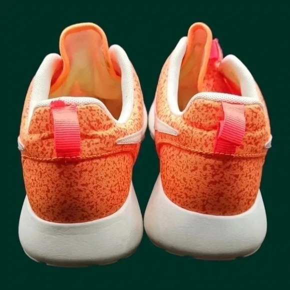 Nike rosherun sneakers lightweight orange/wht size 7 - Picture 4 of 10